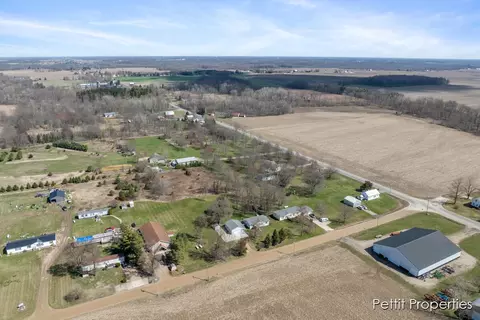 5913 E Tupper Lake Rd, Sunfield, MI 48890 photo 33
