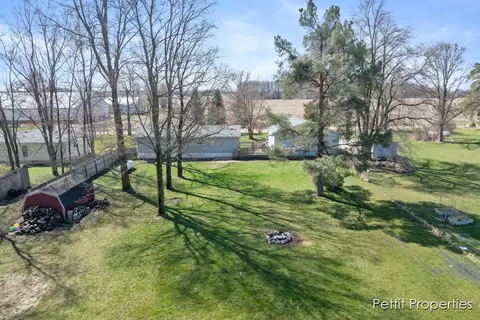 5913 E Tupper Lake Rd, Sunfield, MI 48890 photo 17