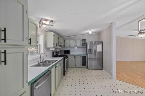 5913 E Tupper Lake Rd, Sunfield, MI 48890 photo 4