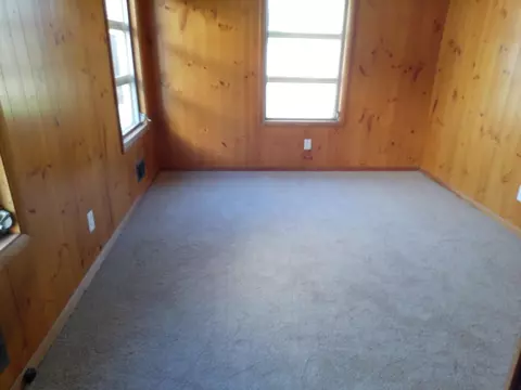 802 Oakridge Dr, Jackson, MI 49203 photo 9