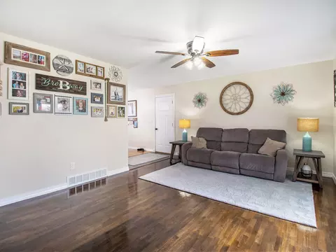 44 Bishop Ave, Coldwater, MI 49036 photo 3