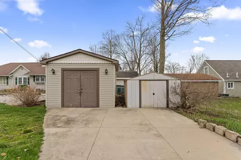 Exterior - 22301 Forest Ave, Cassopolis, MI 49031 photo 5 of 5