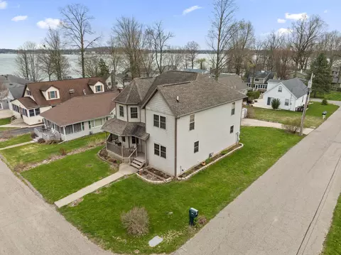 View/Area - 22301 Forest Ave, Cassopolis, MI 49031 photo 2 of 7