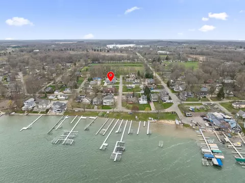 View/Area - 22301 Forest Ave, Cassopolis, MI 49031 photo 6 of 7