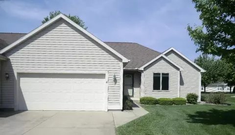105 Oakdale Ln, Coldwater, MI 49036