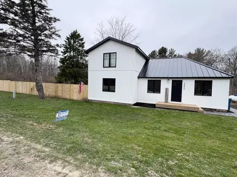 3800 Grant Hwy, Manistee, MI 49660