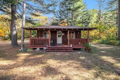 5578 Apache Cir, New Era, MI 49446