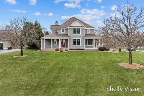 5860 Stonecrop Dr, Belmont, MI 49306