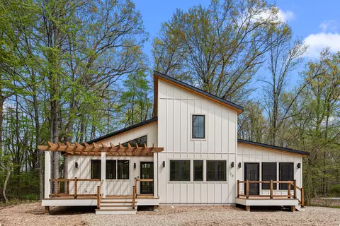 20 Walden Way, New Buffalo, MI 49117