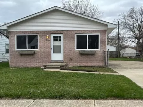 19732 Webster St, Clinton Twp, MI 48035