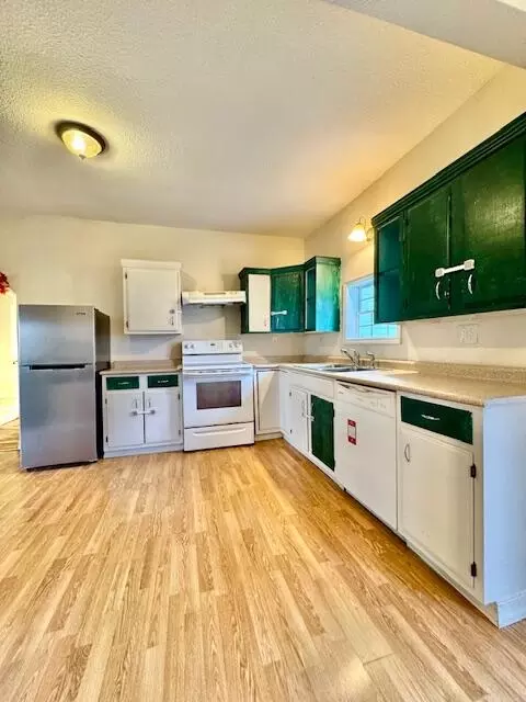 279 E Orchard Ave, Shepherd, MI 48883 photo 11
