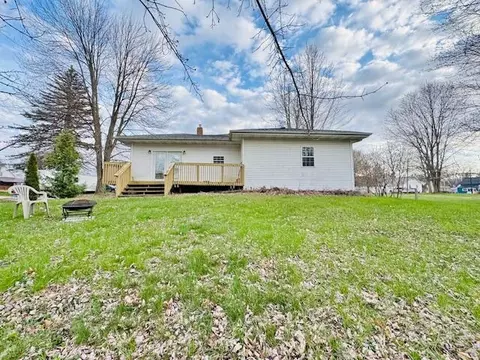 279 E Orchard Ave, Shepherd, MI 48883 photo 5