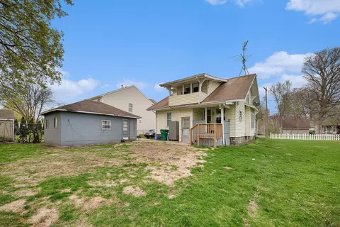703 E Broadway St, Three Rivers, MI 49093 photo 11