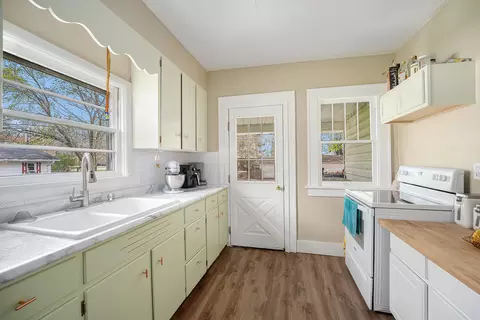 703 E Broadway St, Three Rivers, MI 49093 photo 18