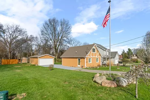 11112 Greenview Ct, Jerome, MI 49249 photo 4