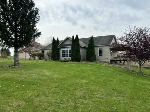 15433 South St, Vandalia, MI 49095