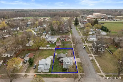 622 James St, Belding, MI 48809