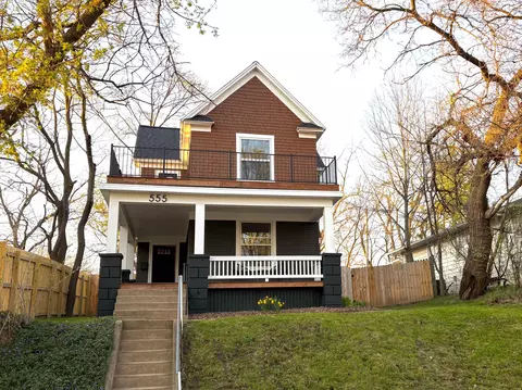 555 Bissell St NE, Grand Rapids, MI 49503