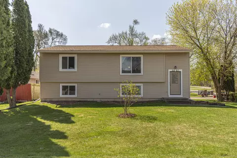 2693 Southlawn St, Ypsilanti, MI 48197