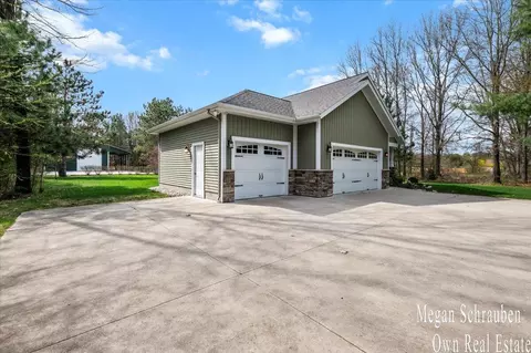 4615 N Weber Rd, Whitehall, MI 49461 photo 9