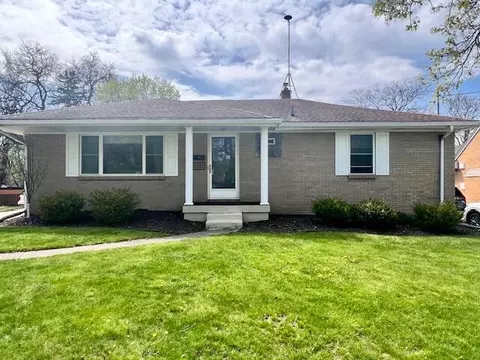 2017 Diamond Ave NE, Grand Rapids, MI 49505