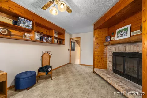 6410 E M 21, Corunna, MI 48817 photo 12