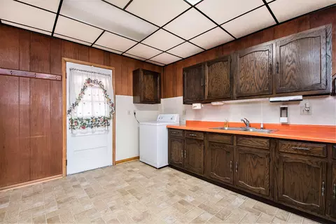511 Avery St, Lowell, MI 49331 photo 10