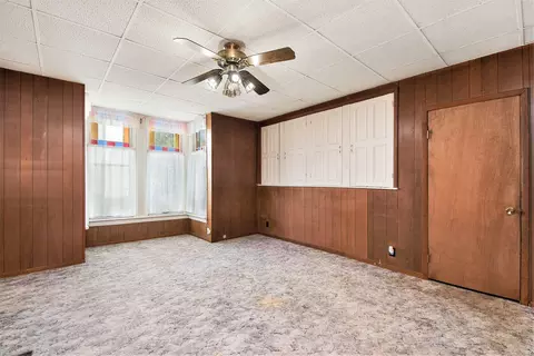 511 Avery St, Lowell, MI 49331 photo 7