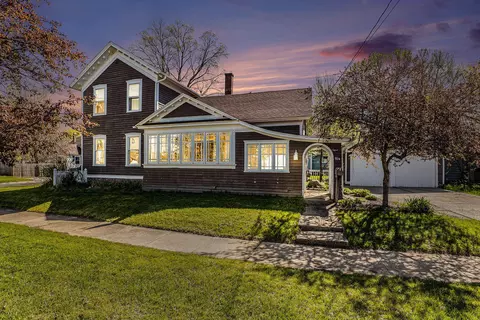 304 S Front St, Belding, MI 48809