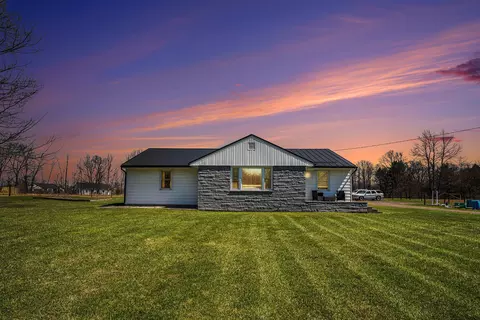 5855 M-89, Richland, MI 49083