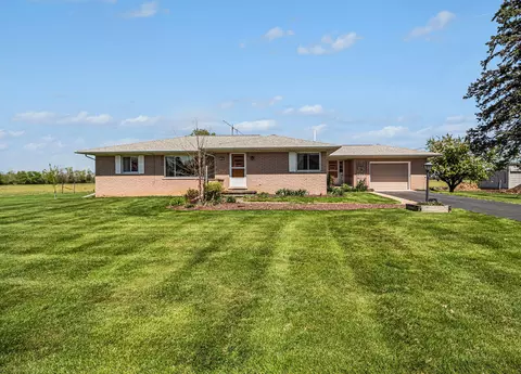 1206 Mooreville Rd, Milan, MI 48160