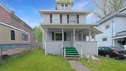 814 W Willow St, Lansing, MI 48906