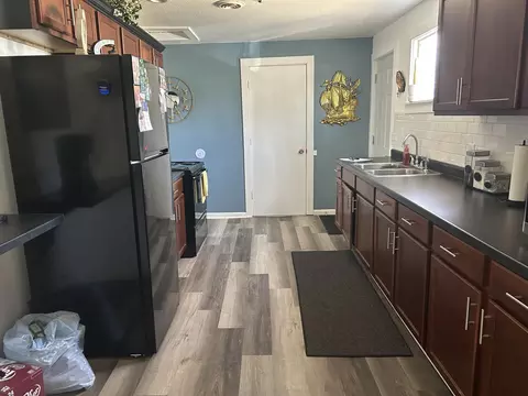 717 S Hooker Ave, Three Rivers, MI 49093 photo 6