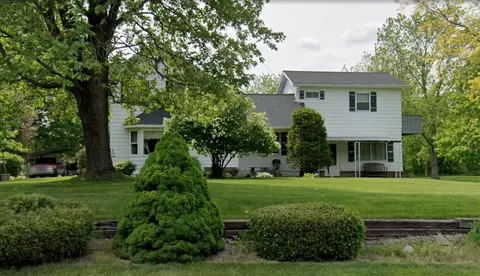3510 Kalamazoo Ave, Wayland, MI 49348
