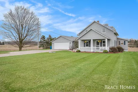 4054 Baumhoff Ave NW, Comstock Park, MI 49321