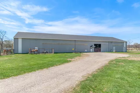 10880 S Francis Rd, Dewitt, MI 48820 photo 4