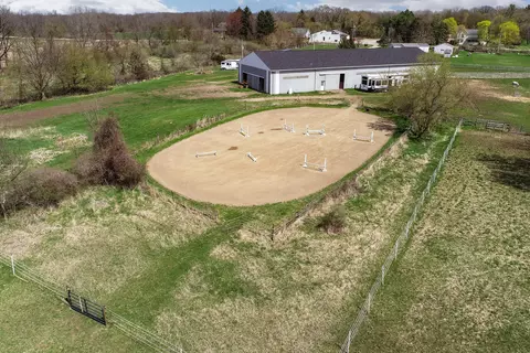 10880 S Francis Rd, Dewitt, MI 48820 photo 3