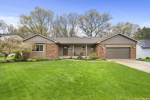 4791 Rimrock Dr NE, Grand Rapids, MI 49525