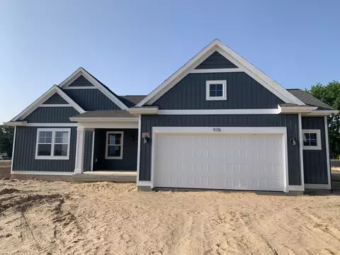 978 Ellerston St NW #33, Comstock Park, MI 49321