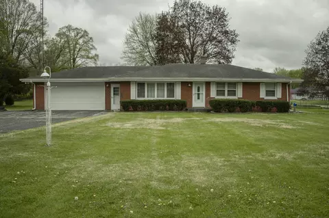 5728 Orchard Dr, Berrien Springs, MI 49103