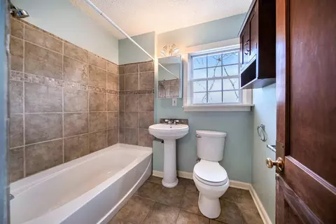 1009 S Webster St, Jackson, MI 49203 photo 14