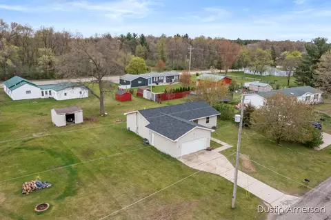 202 Bricker St, Belding, MI 48809 photo 33