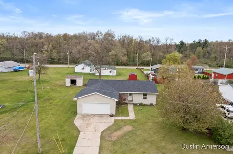 202 Bricker St, Belding, MI 48809 photo 32