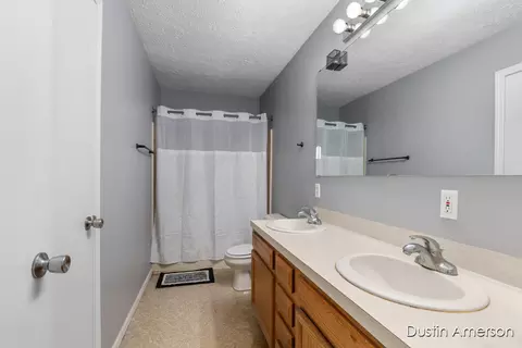 202 Bricker St, Belding, MI 48809 photo 16
