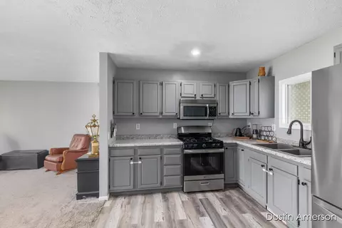 202 Bricker St, Belding, MI 48809 photo 9