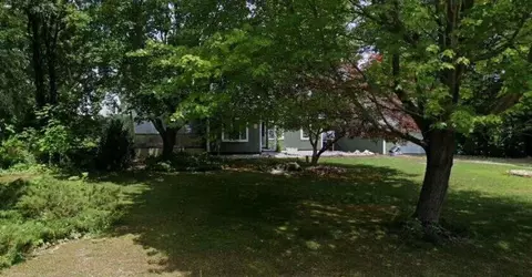 6358 Stevens Rd, Delton, MI 49046