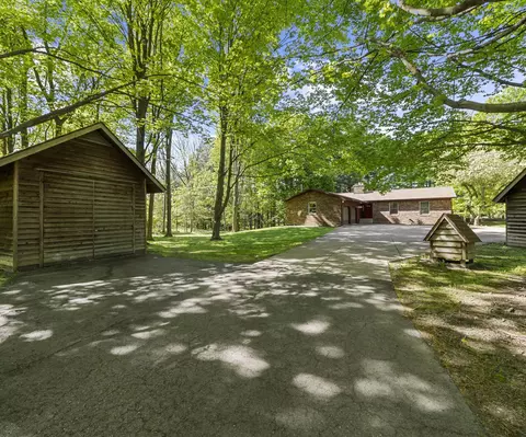 3836 Dexter Ann Arbor Rd, Ann Arbor, MI 48103