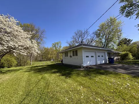 2578 Springbrook Dr, Kalamazoo, MI 49004 photo 23