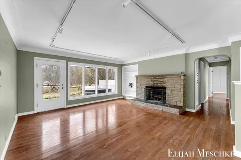 2578 Springbrook Dr, Kalamazoo, MI 49004 photo 8