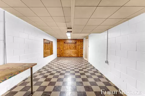 2578 Springbrook Dr, Kalamazoo, MI 49004 photo 16
